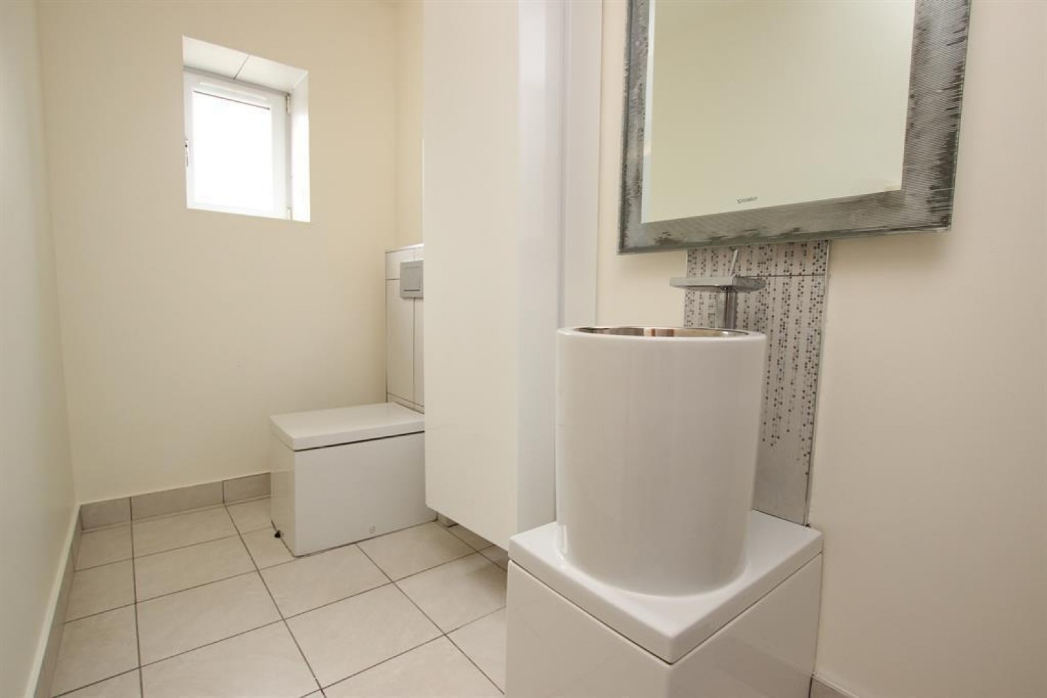 2 bedroom House to let in Portland Street, Darwen, BB3 2JJ