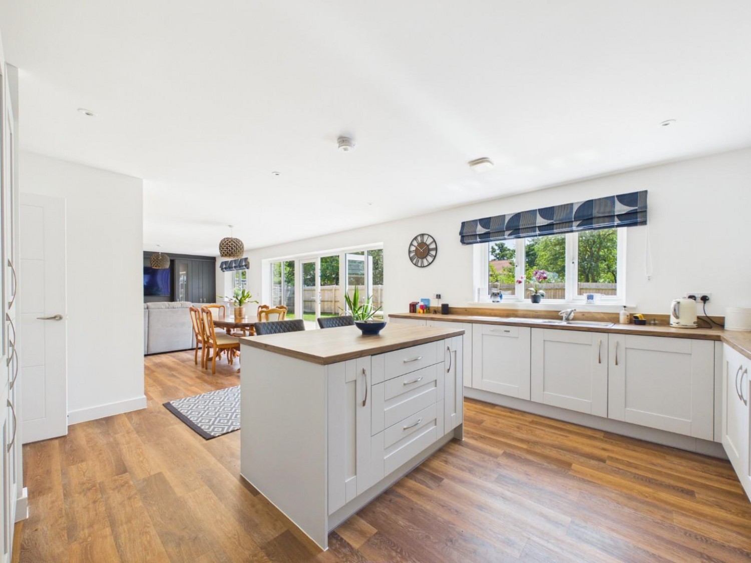 5 bedroom House for sale in Selman Drive, Falfield, Wotton-Under-Edge