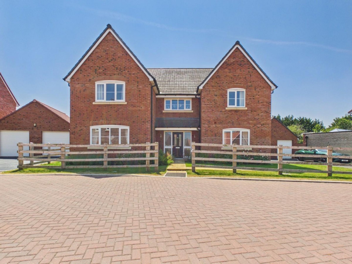 Selman Drive, Falfield, Wotton-Under-Edge