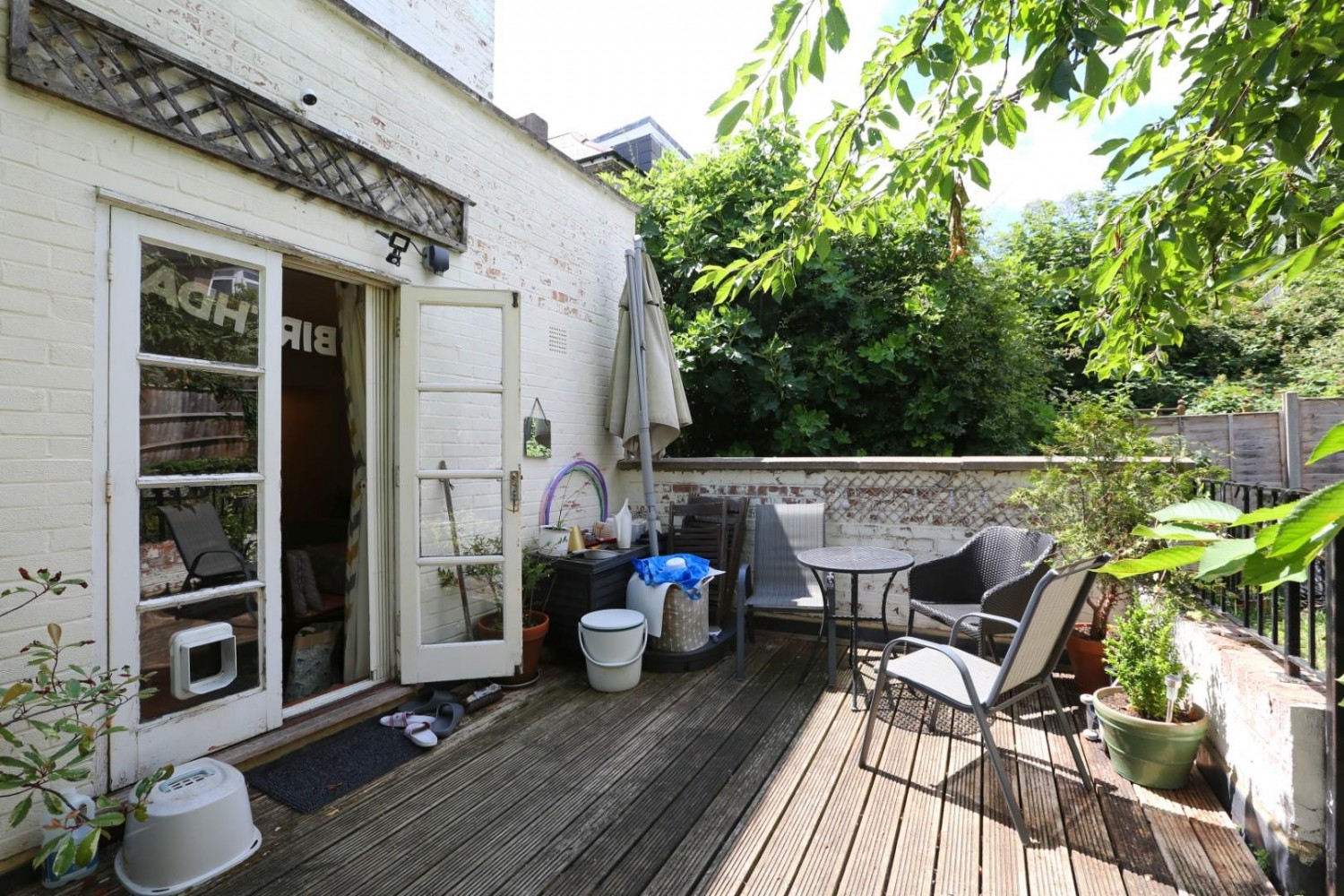 2 bedroom Flat for sale in Ewelme Road, London