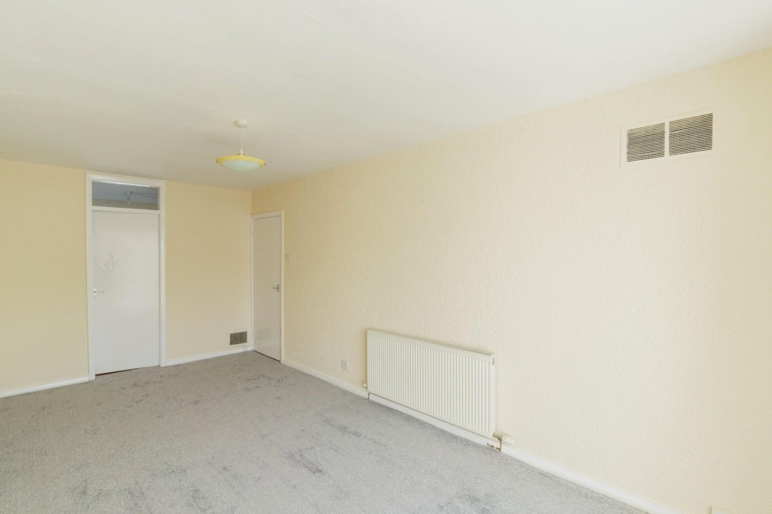 1 bedroom Flat to let in 243 Chorley Road, Swinton, Manchester