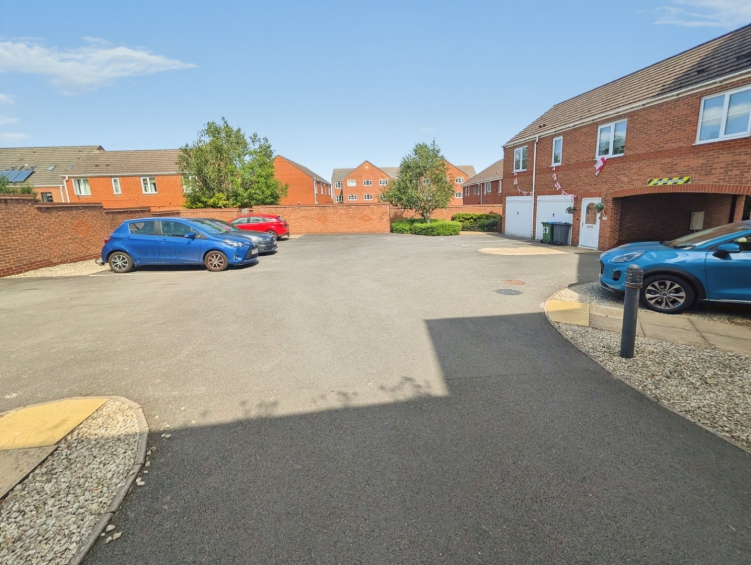 2 bedroom Commercial Property to let in The Furlong, Wednesbury