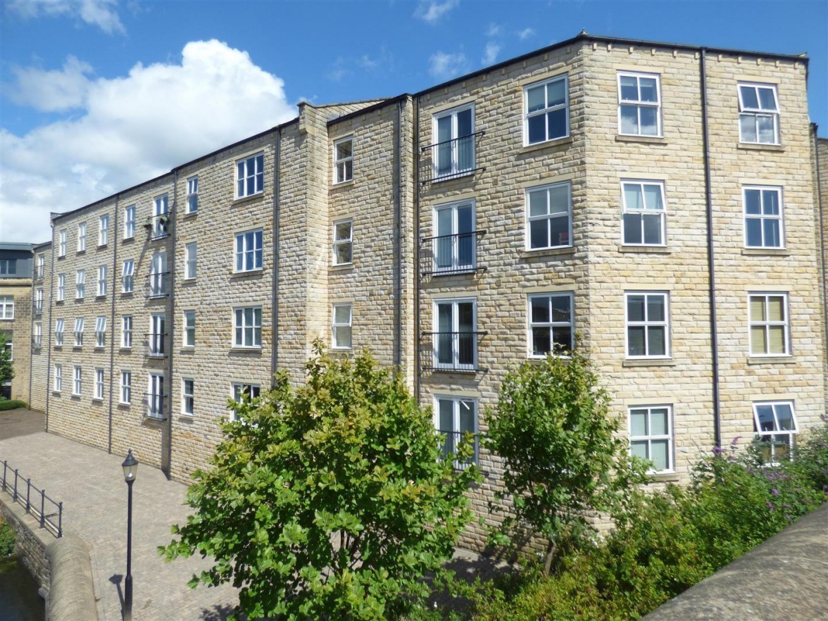 Britannia Wharf, Bingley
