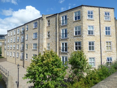 Britannia Wharf, Bingley