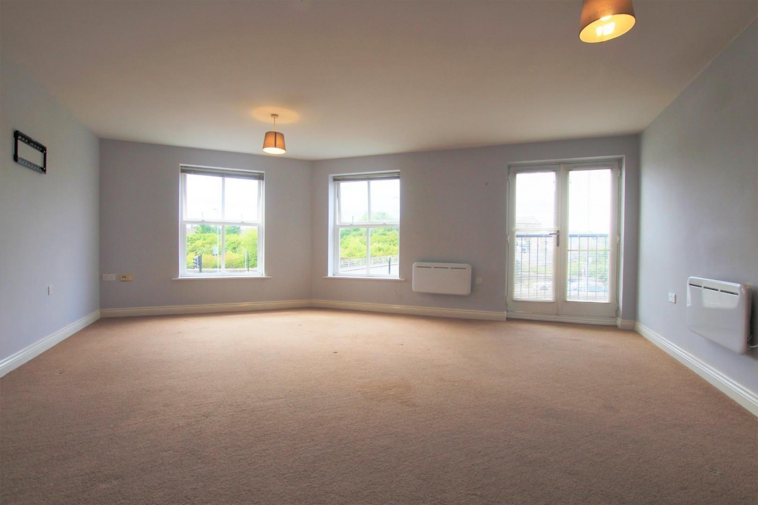 2 bedroom Flat to let in Britannia Wharf, Bingley