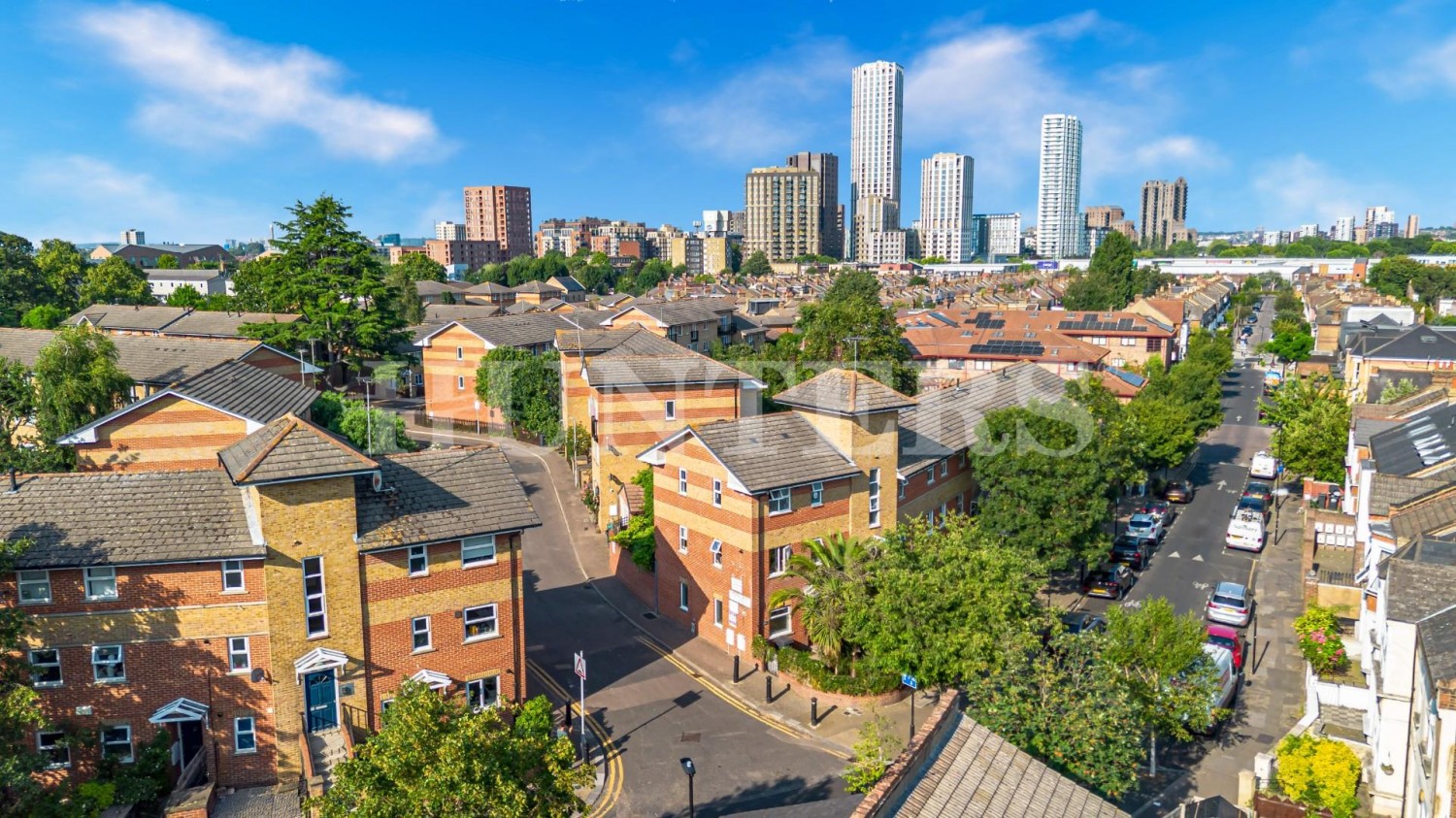 1 bedroom Flat for sale in Tynemouth Road, London, N15