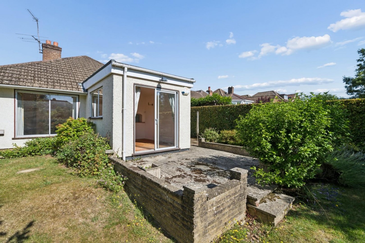3 bedroom Bungalow for sale in Latimer Close, Little Chalfont, Buckinghamshire, HP6 6QS