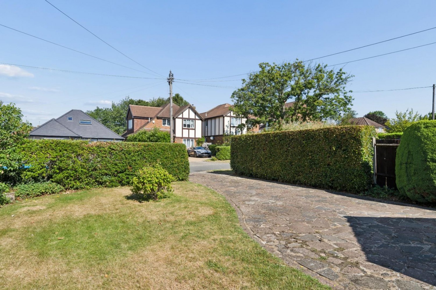 3 bedroom Bungalow for sale in Latimer Close, Little Chalfont, Buckinghamshire, HP6 6QS