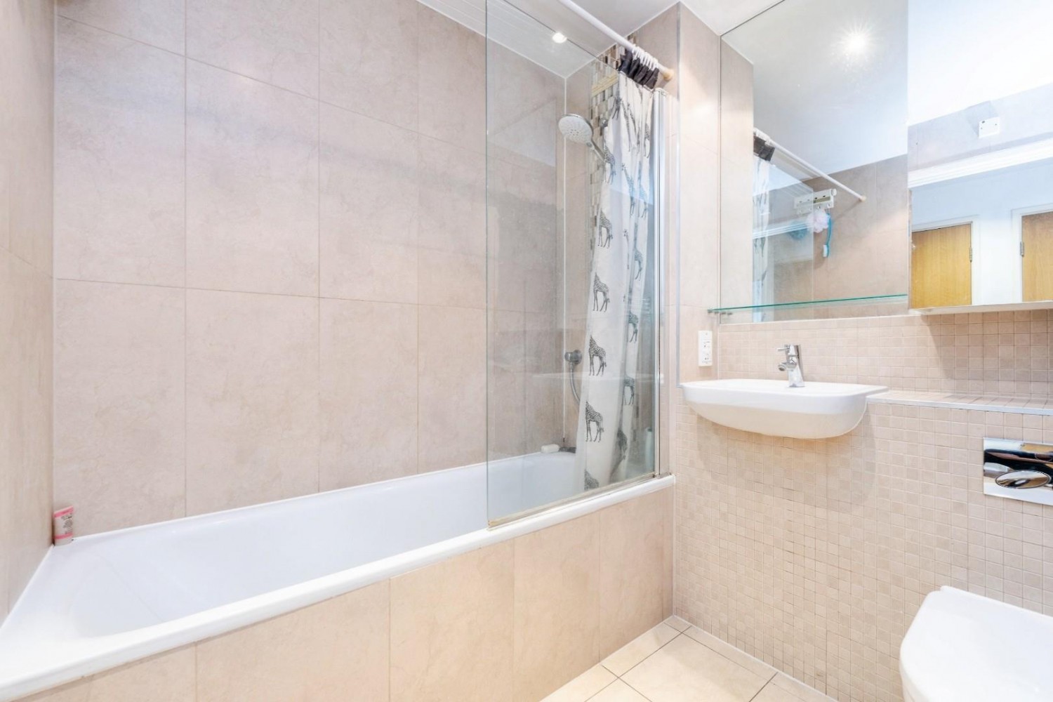 2 bedroom Flat for sale in Empire Way, Wembley