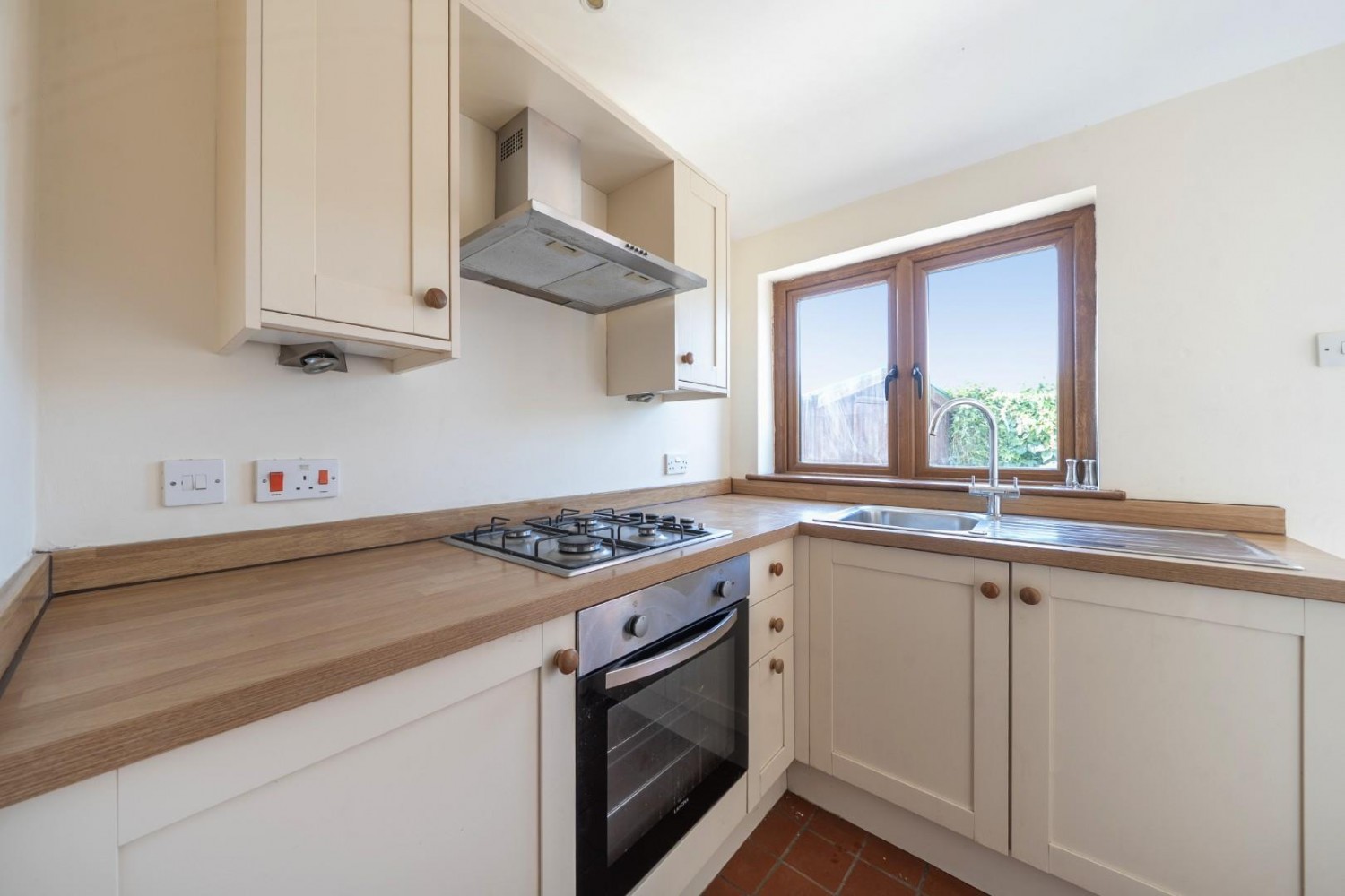 2 bedroom House for sale in Bewell Head, Bromsgrove