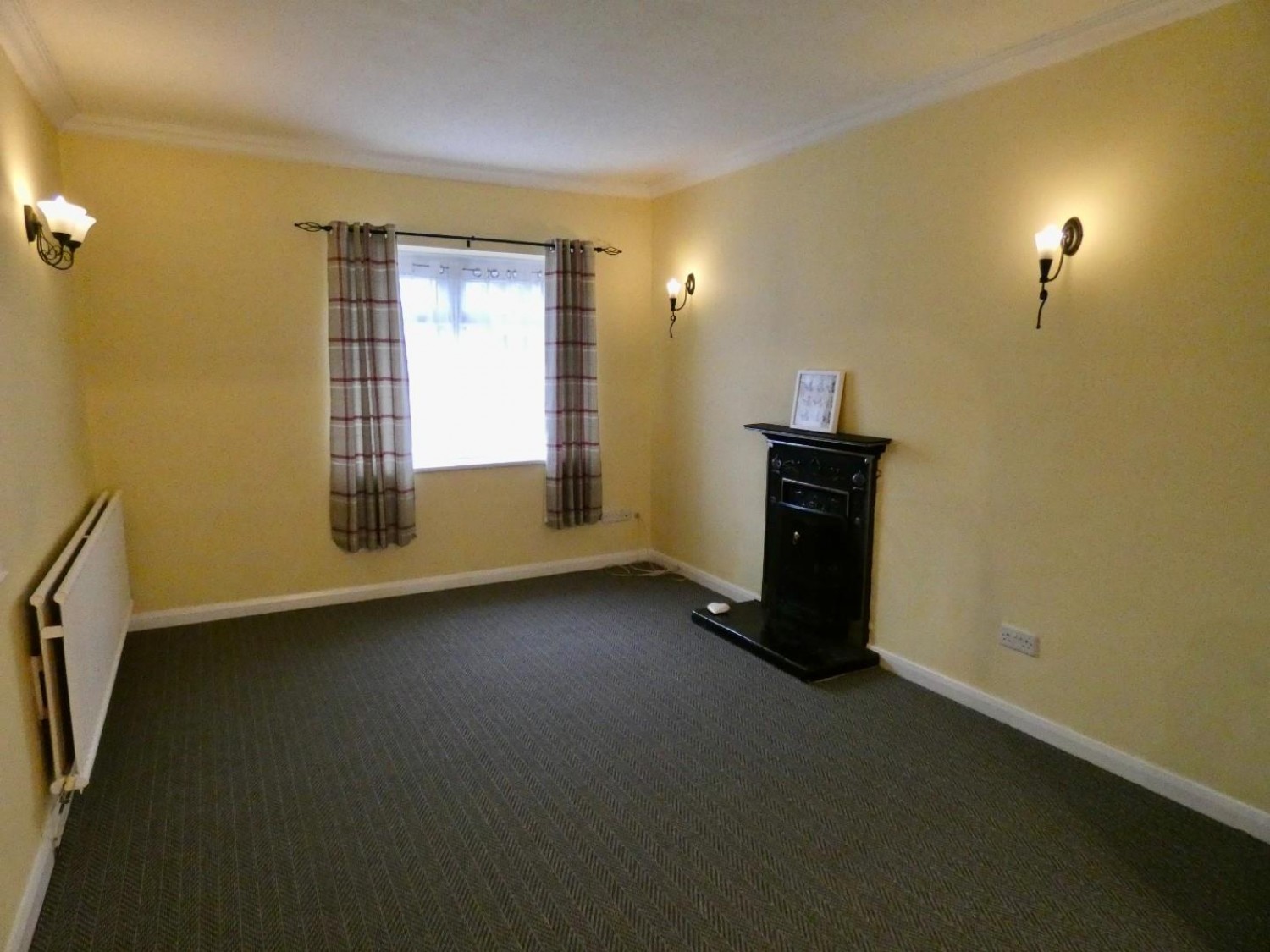 3 bedroom House to let in Main Street, Springfield, Gretna, DG16