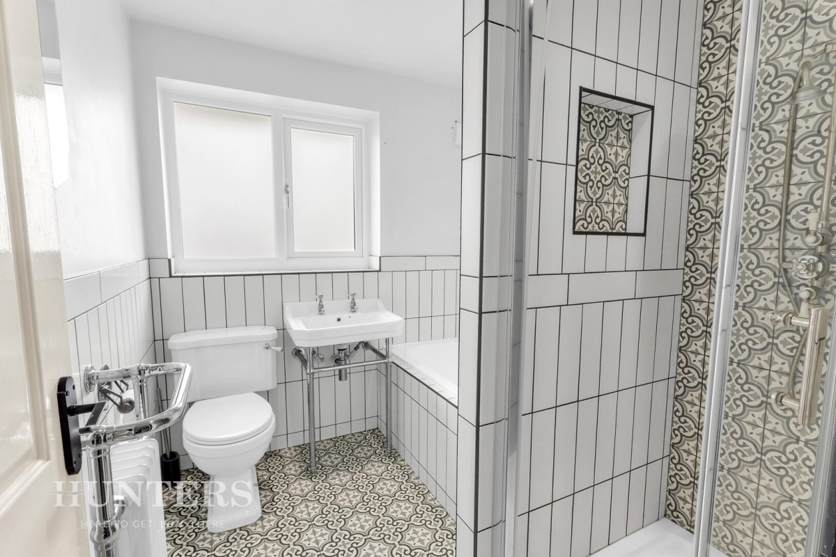 Shore Mount, Littleborough, OL15 8EN