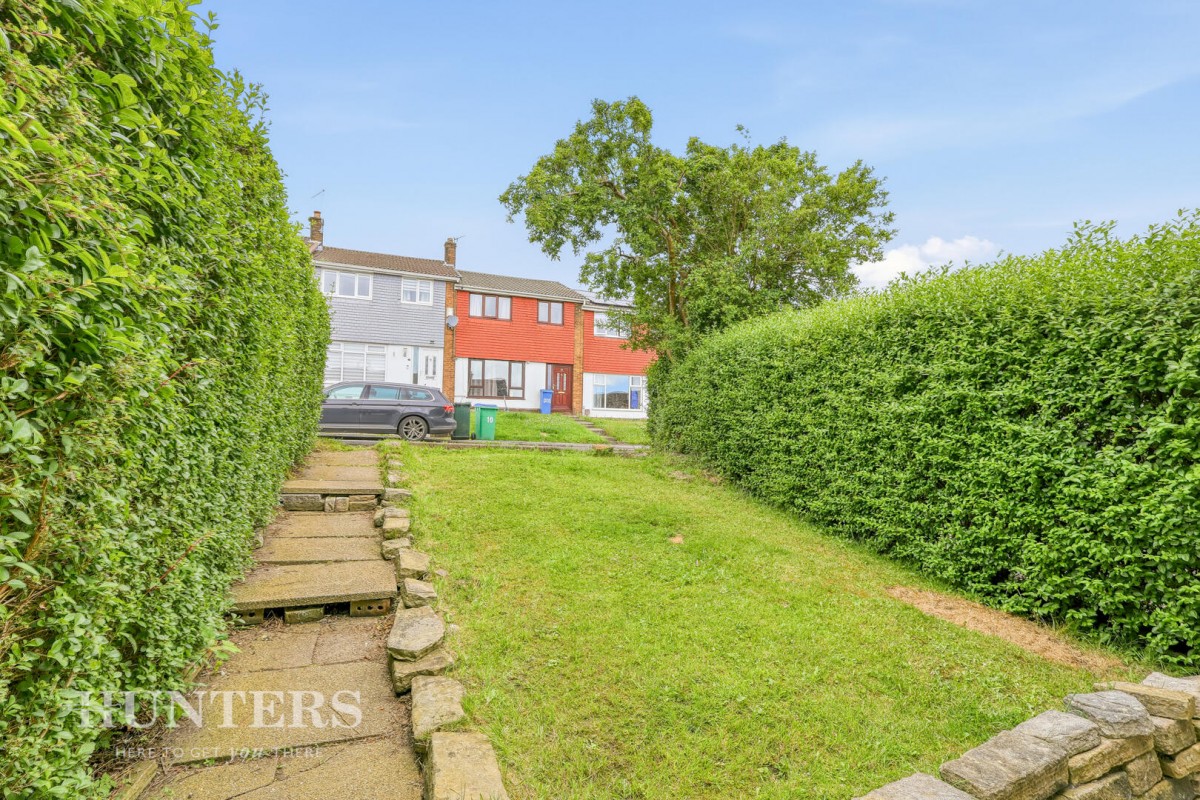 Shore Mount, Littleborough, OL15 8EN