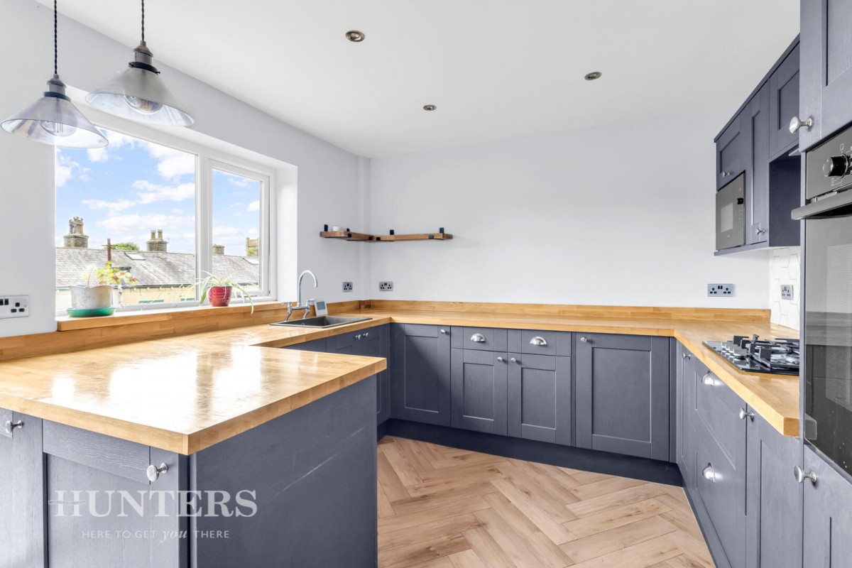 Shore Mount, Littleborough, OL15 8EN