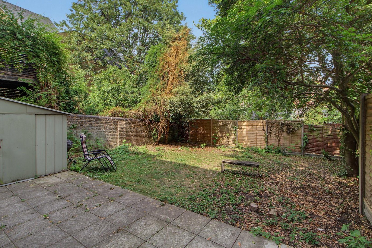 3 bedroom Flat for sale in Amhurst Park, London, N16