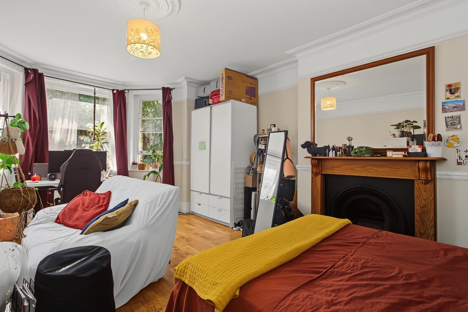 3 bedroom Flat for sale in Amhurst Park, London, N16