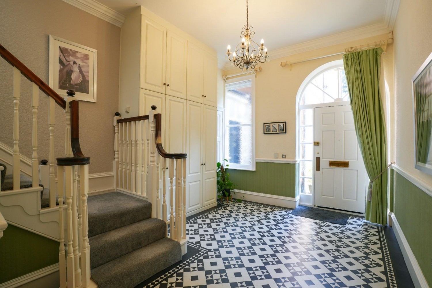 2 bedroom Flat for sale in Redwood Drive, Brandesburton, Driffield