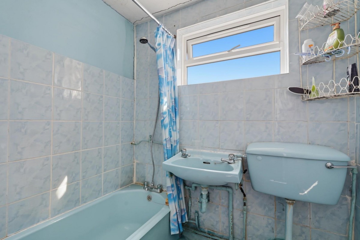 Windus Walk, London, N16