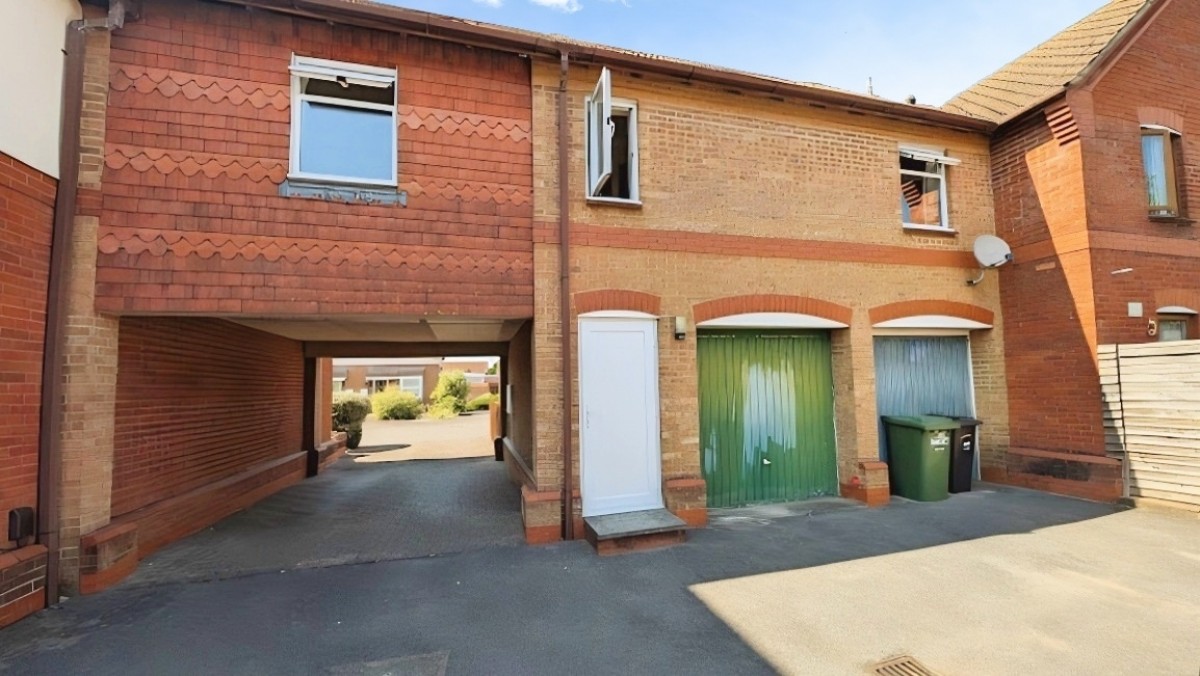 Home Orchard, Yate, Bristol