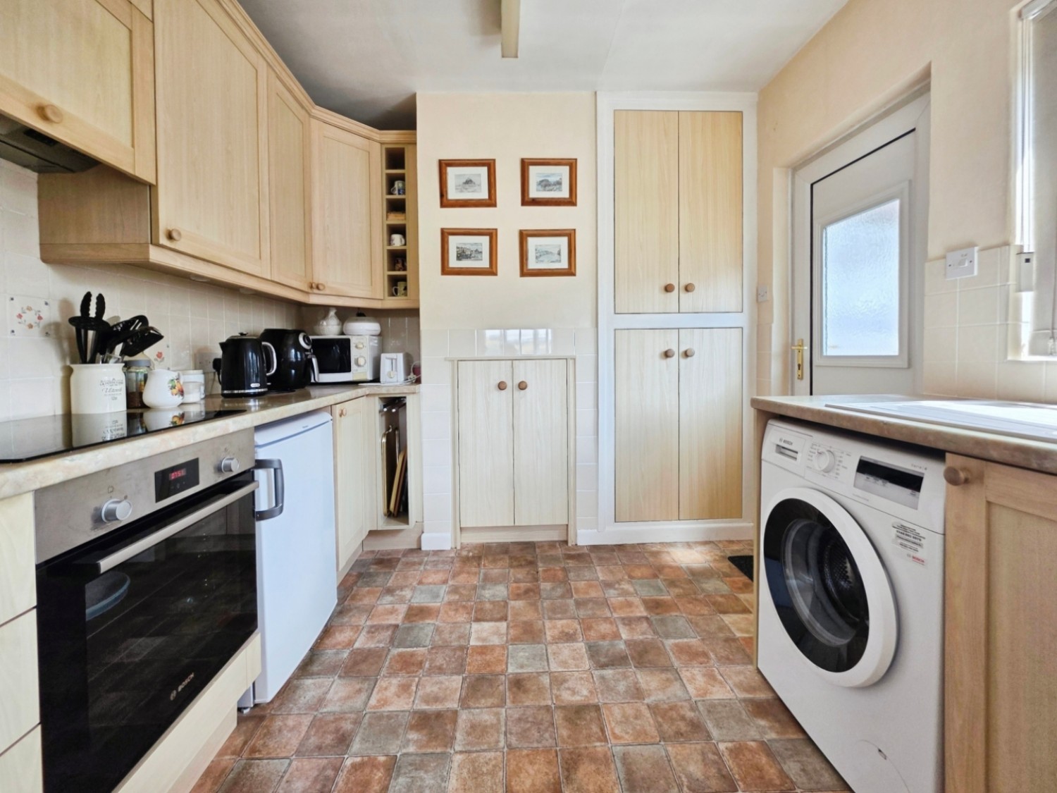 4 bedroom Bungalow for sale in Kingscourt Lane, Stroud