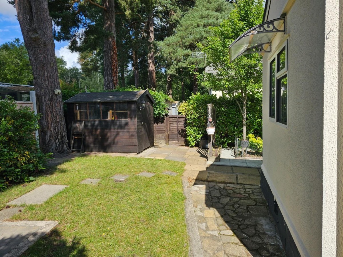 California Country Park, Nine Mile Ride, Finchampstead, Wokingham