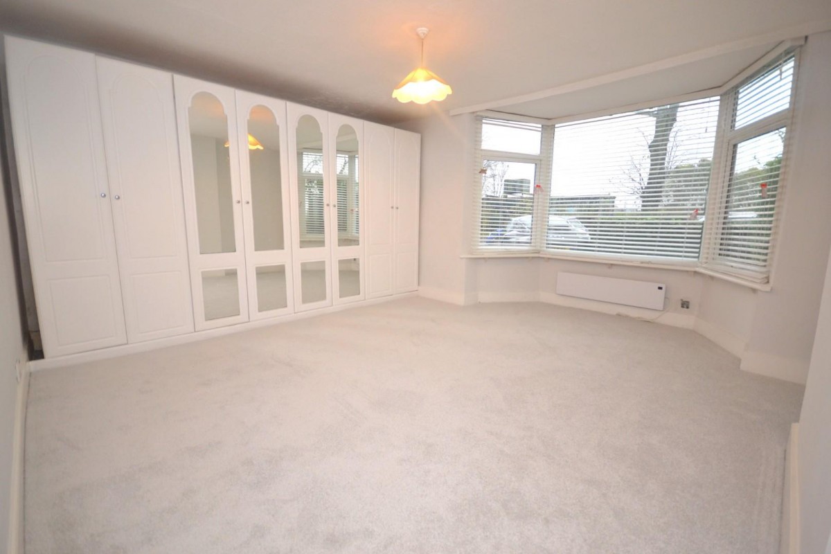 Kentwood Hill, Tilehurst, Reading