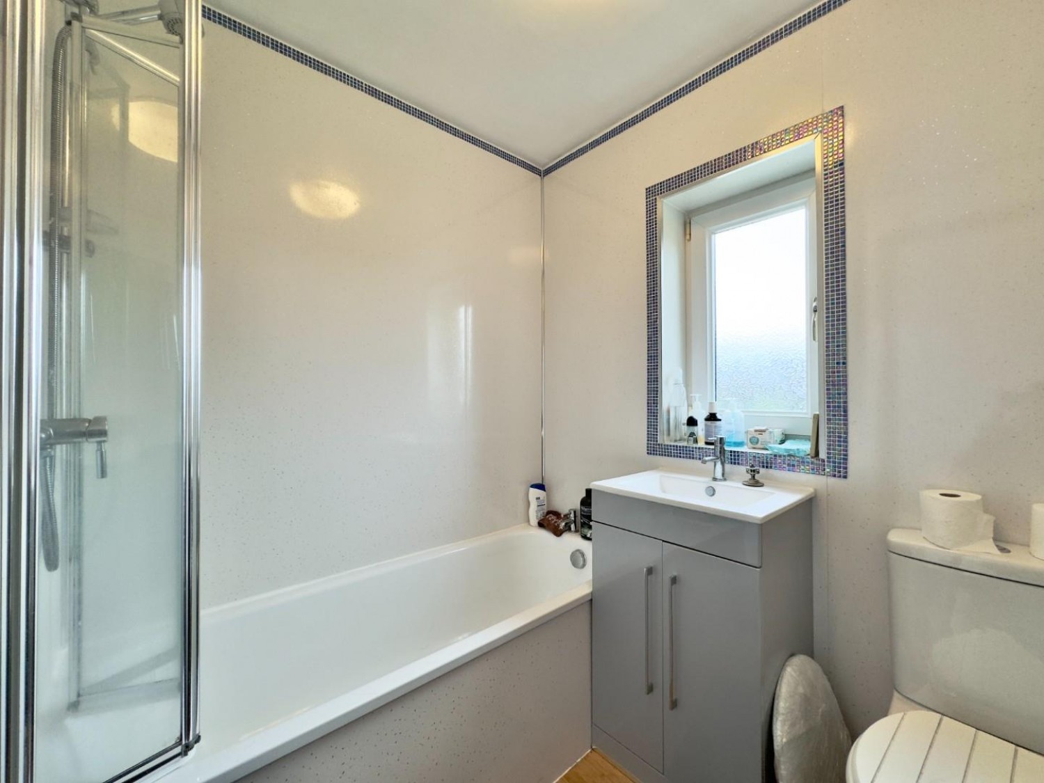 3 bedroom House to let in Monkspring, Worsbrough