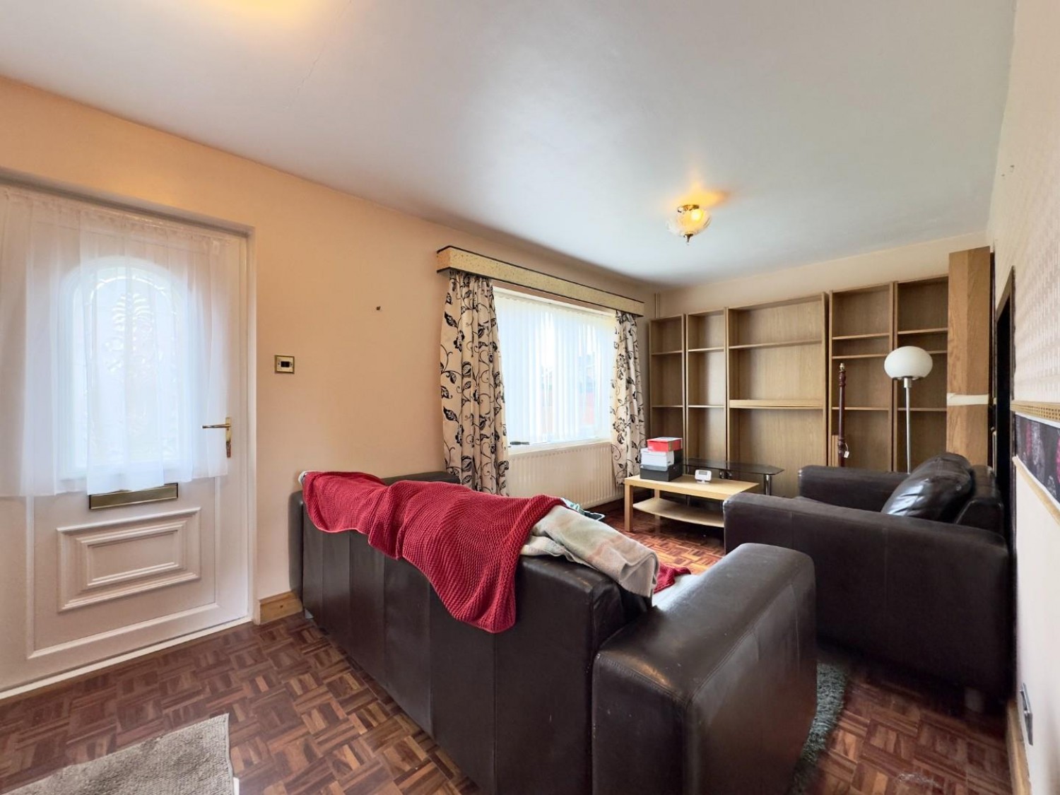 3 bedroom House to let in Monkspring, Worsbrough