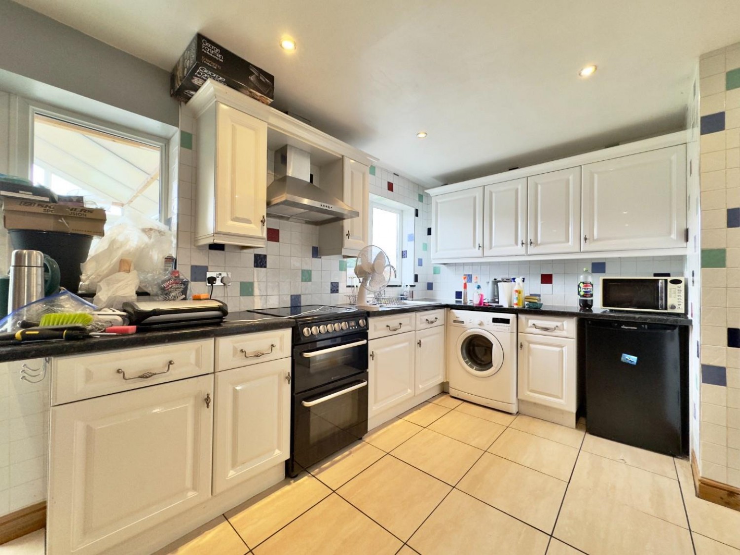 3 bedroom House to let in Monkspring, Worsbrough