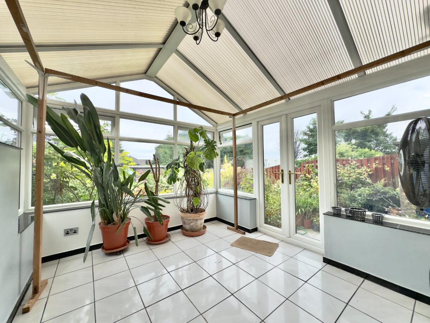 3 bedroom House to let in Monkspring, Worsbrough