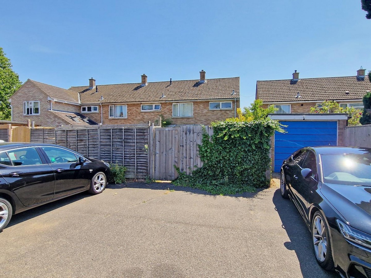 Keble Road, Bicester