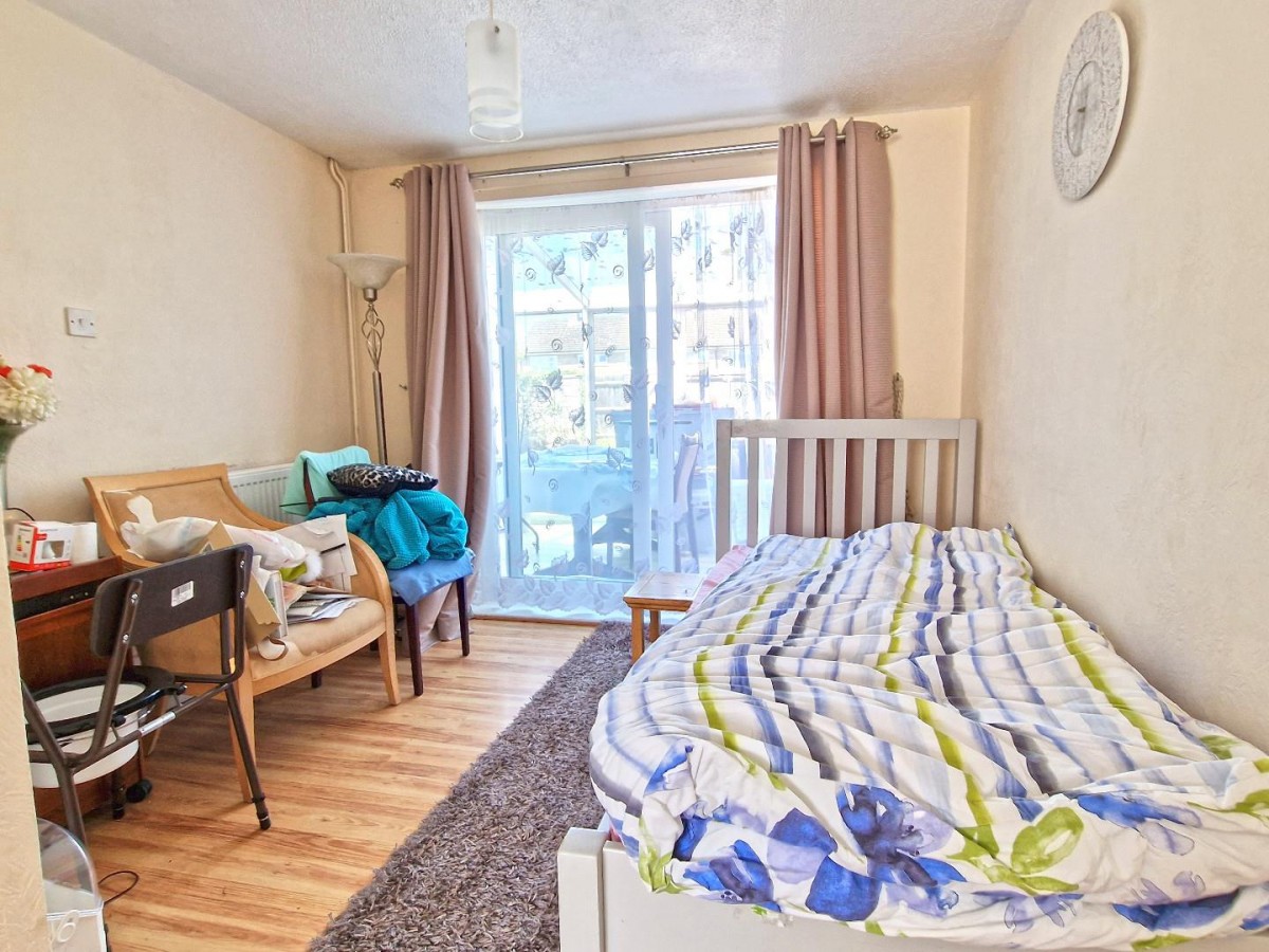 Keble Road, Bicester