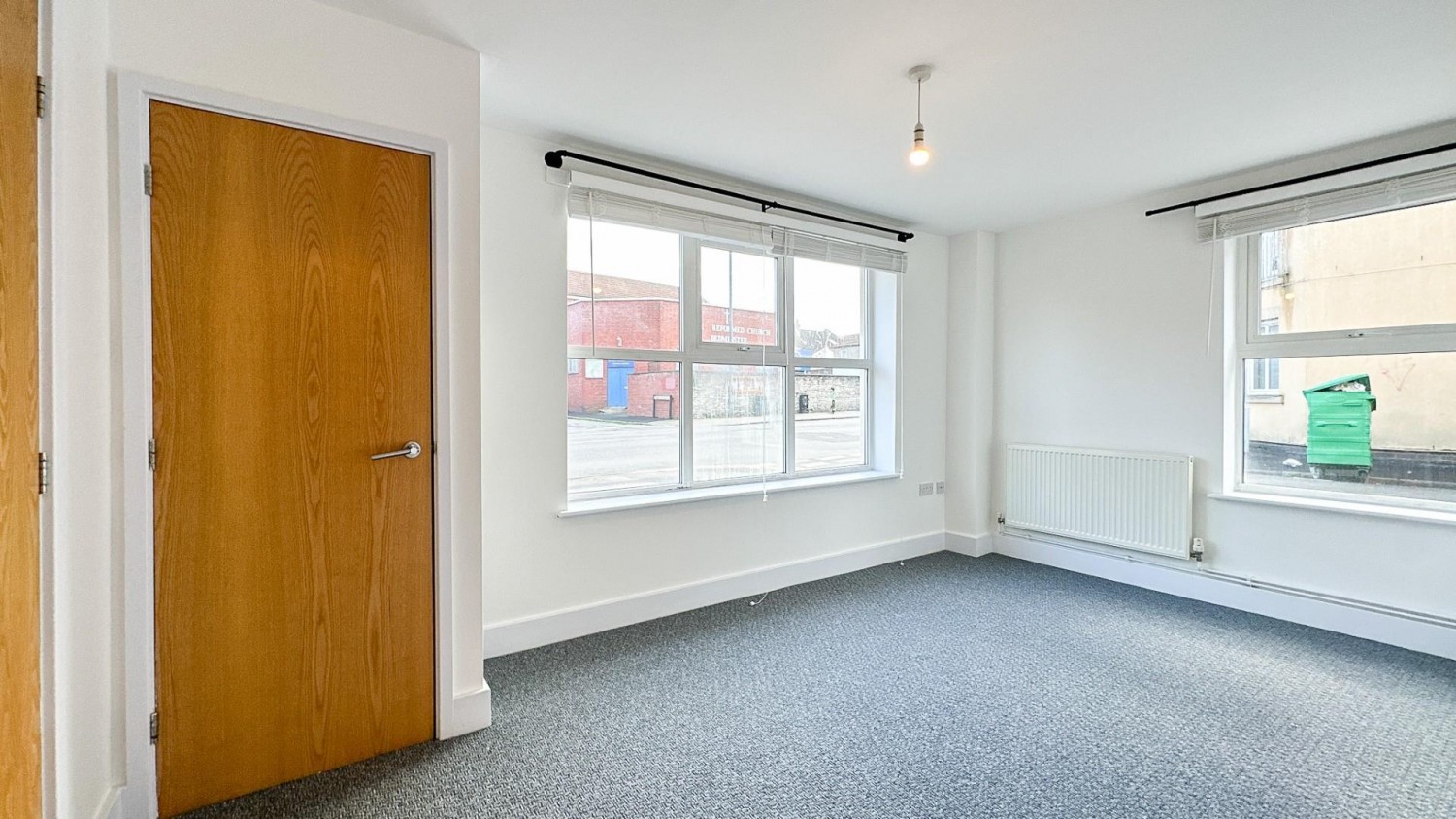 2 bedroom Flat to let in Chessel Mews, West Street, Bedminster, BS3