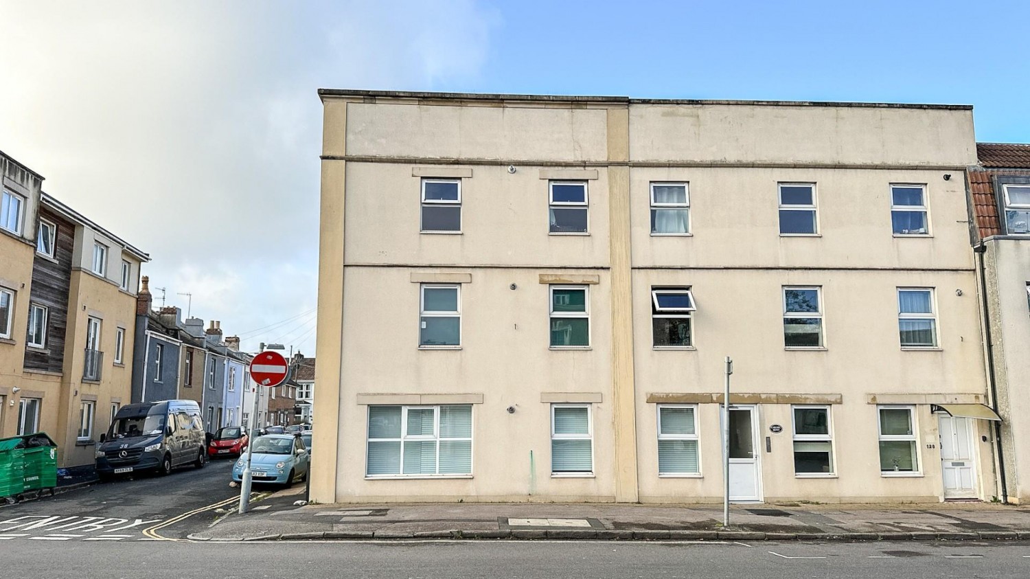 2 bedroom Flat to let in Chessel Mews, West Street, Bedminster, BS3