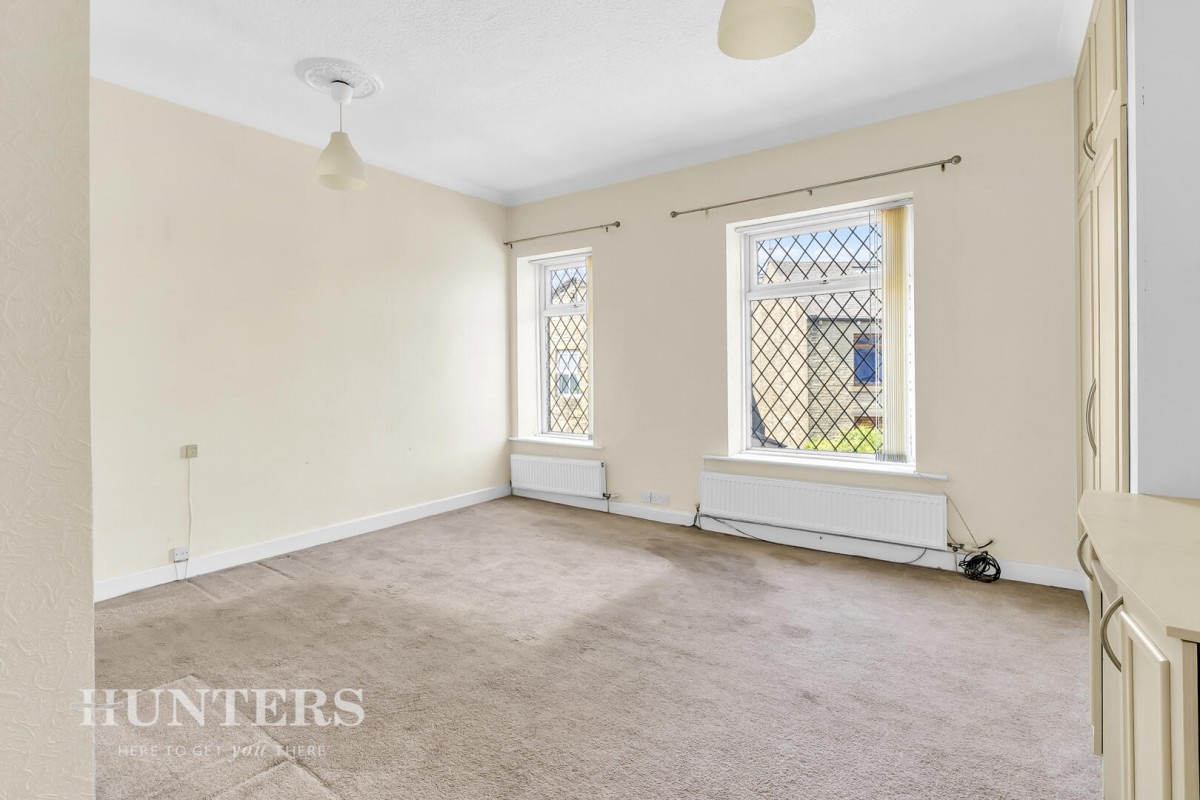 Royds Street, Milnrow OL16 3PR