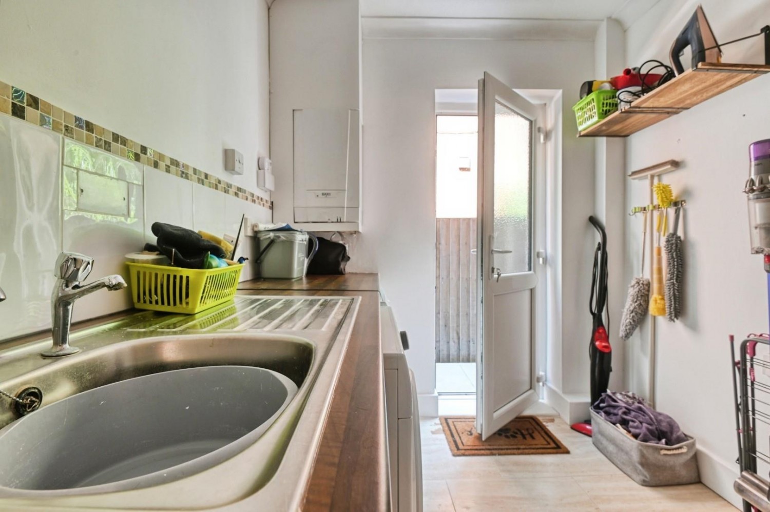 4 bedroom House for sale in Lichfield Road, Tamworth