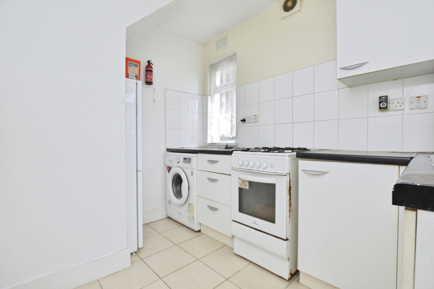 2 bedroom House for sale in Prince Regent Lane, London E13 8SG