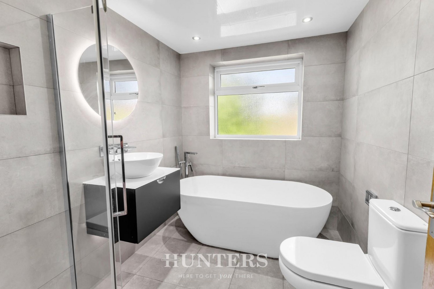 4 bedroom House to let in Muirfield Close, Heywood OL10