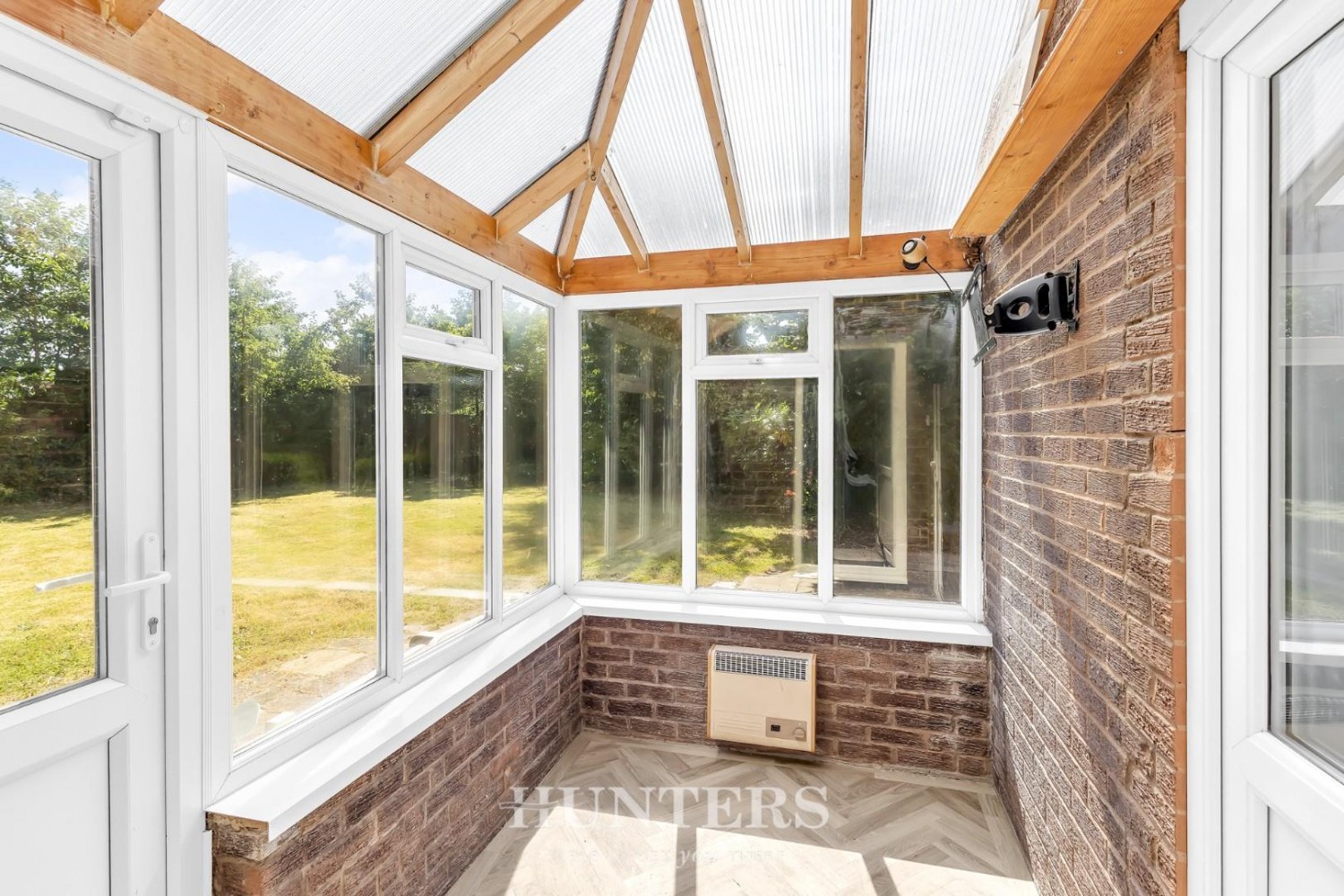 4 bedroom House to let in Muirfield Close, Heywood OL10