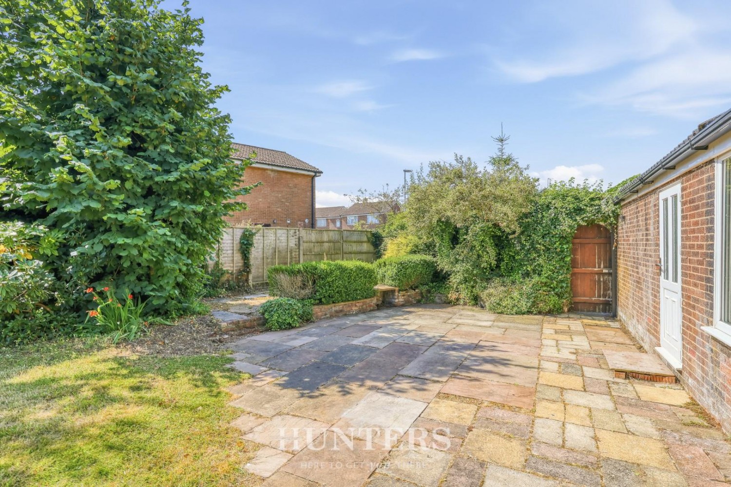 4 bedroom House to let in Muirfield Close, Heywood OL10
