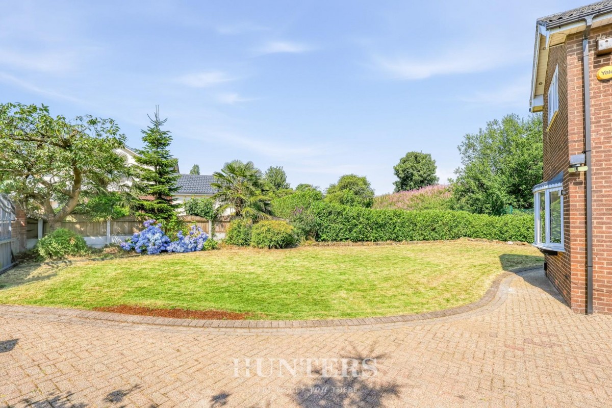 Muirfield Close, Heywood OL10