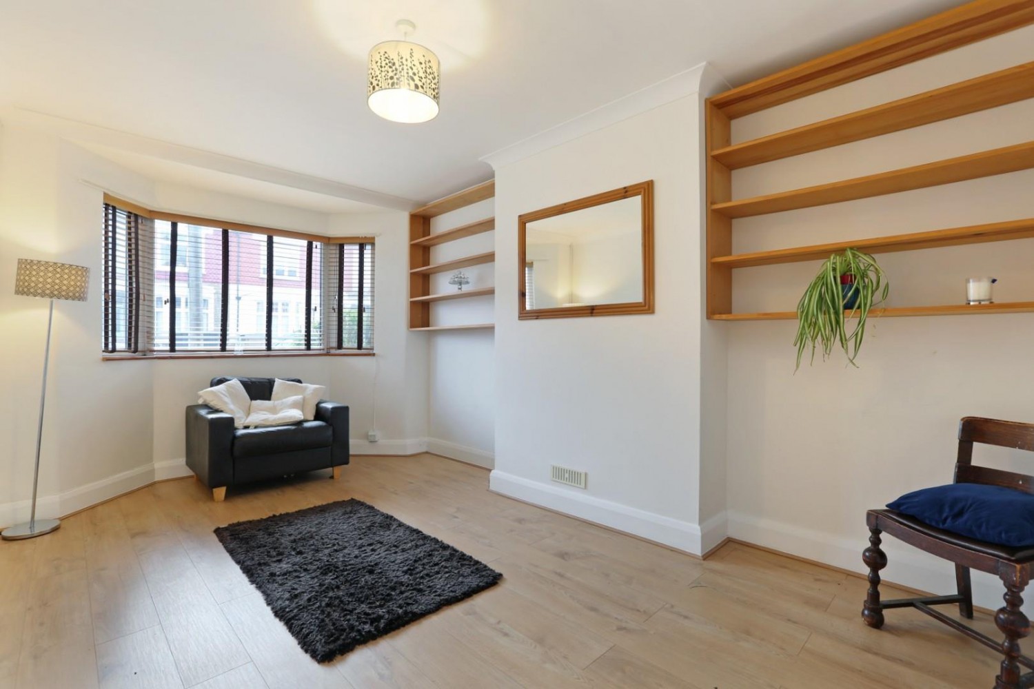2 bedroom Flat for sale in Vancouver Road, Forest Hill, SE23