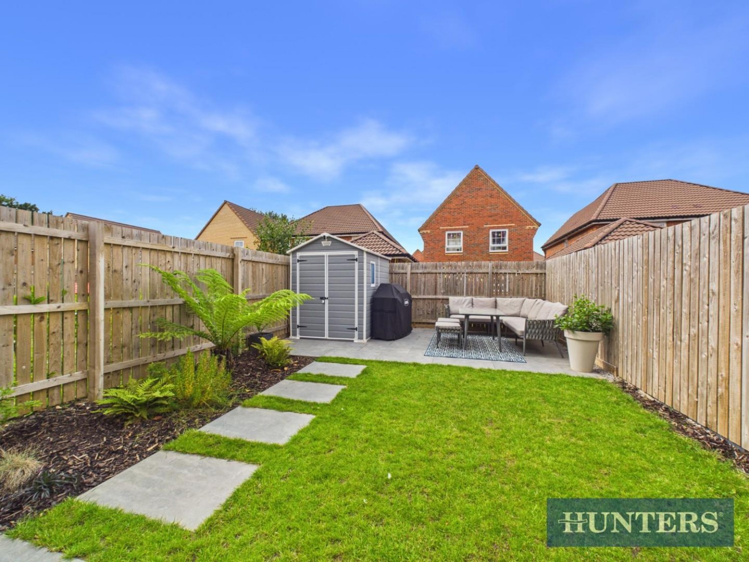 3 bedroom House for sale in Whitebeam Lea, Beverley, HU17 0YS