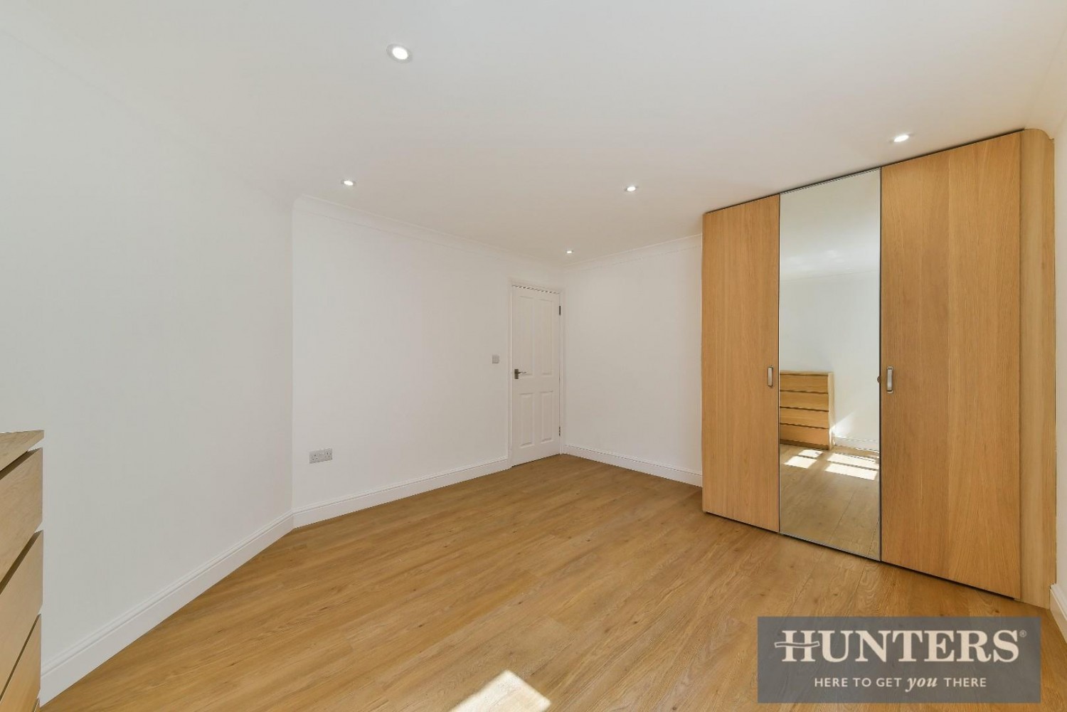 1 bedroom Flat to let in New Road, Hounslow