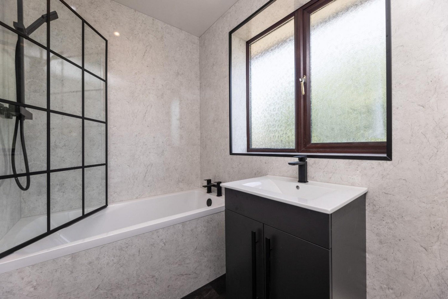 3 bedroom House for sale in Thornhill Road, Castleford