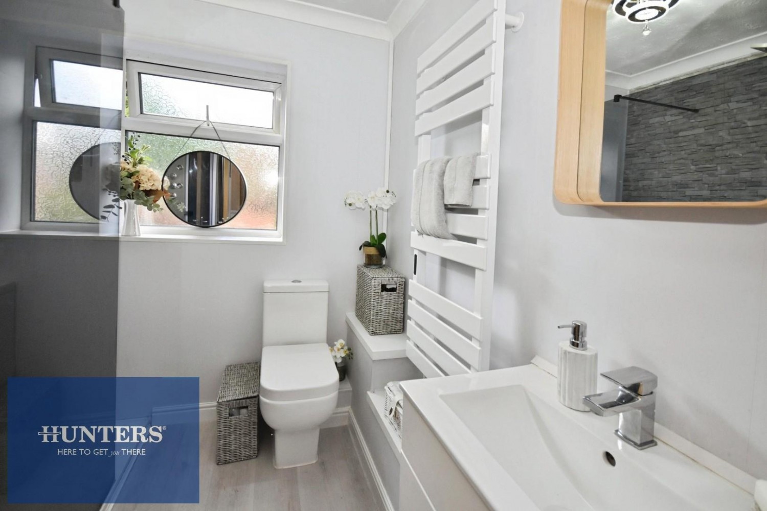 3 bedroom House for sale in Langdale Close, Linacre Woods, Chesterfield, S40 4XQ