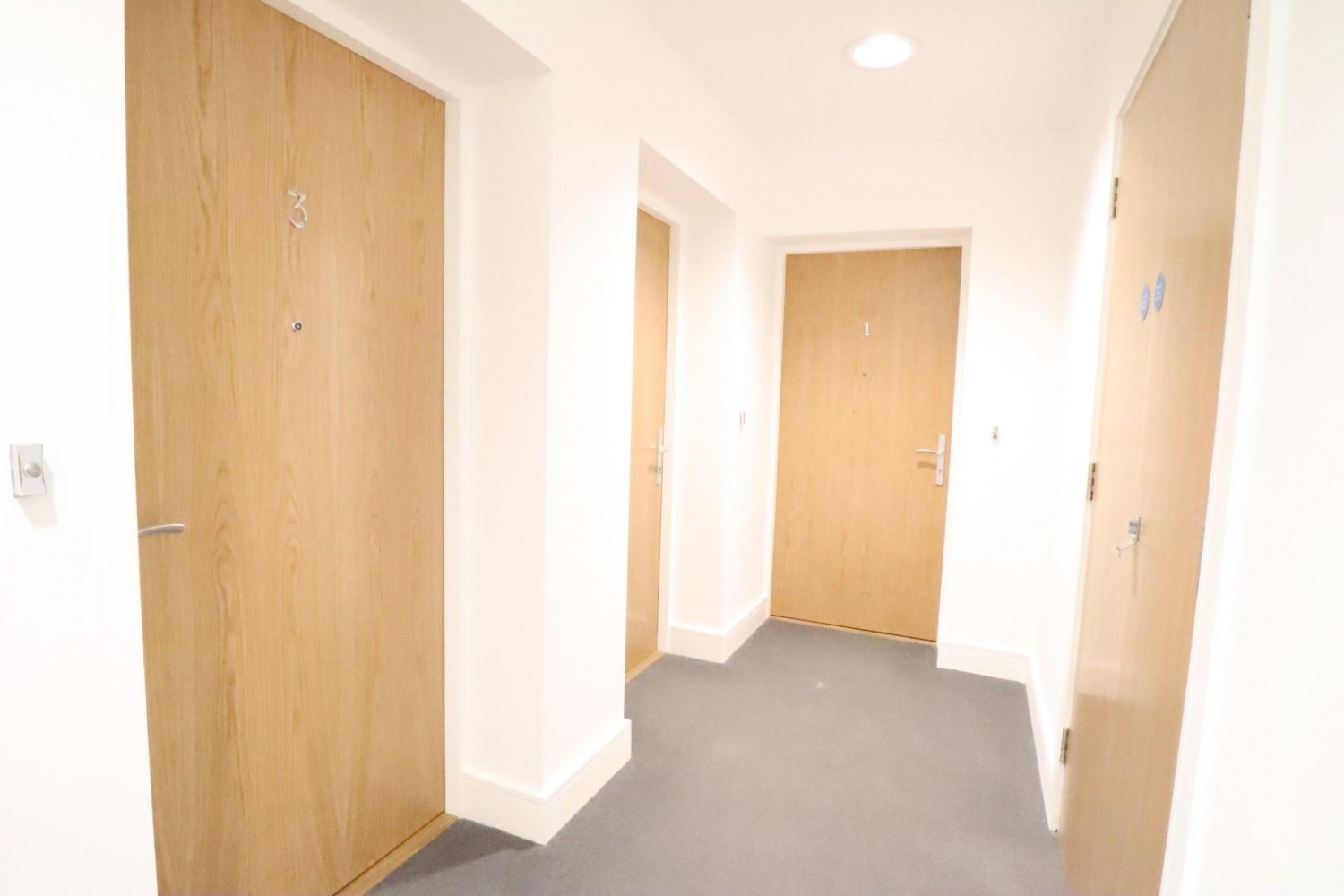 1 bedroom Flat to let in 3 Farwig Lane, Bromley