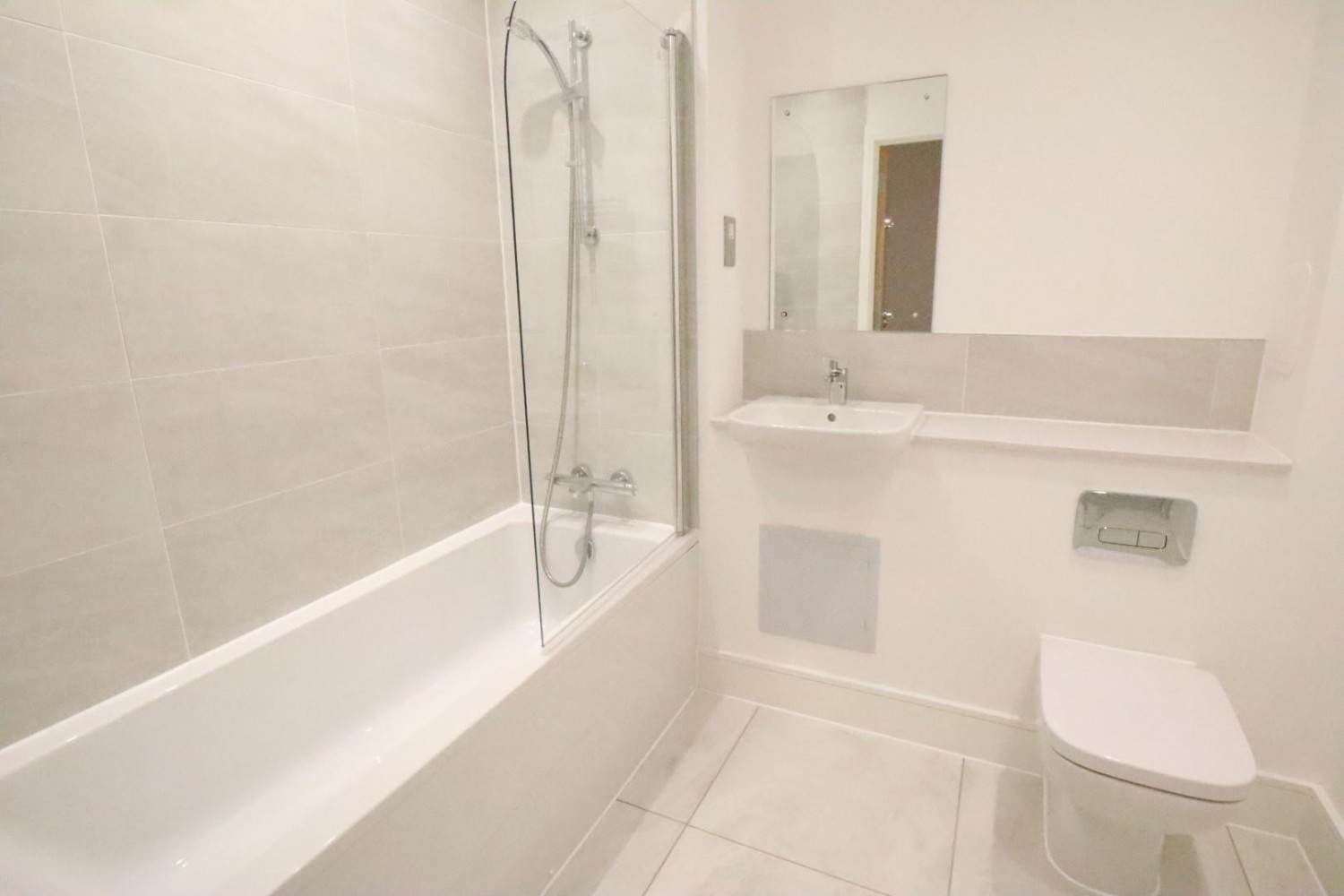 1 bedroom Flat to let in 3 Farwig Lane, Bromley