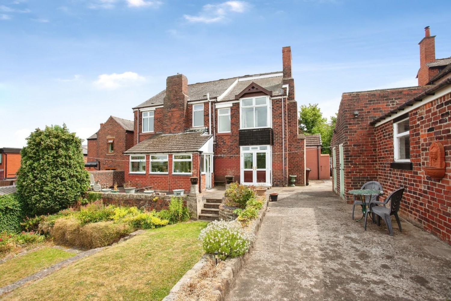 4 bedroom House for sale in Station Road, Woodhouse, Sheffield