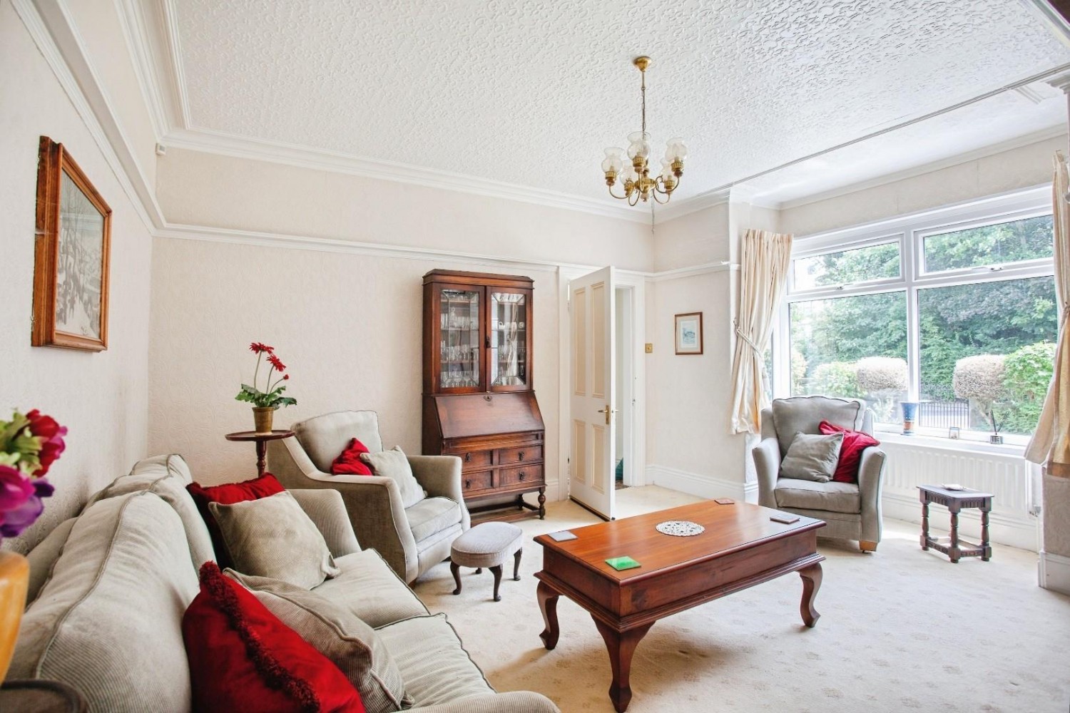 4 bedroom House for sale in Station Road, Woodhouse, Sheffield